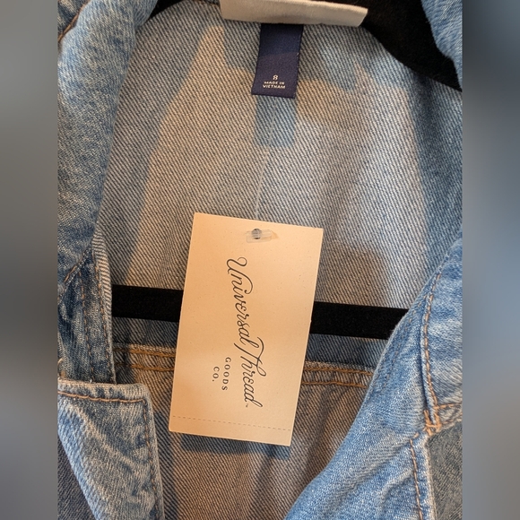 Universal Thread Denim - Picture 2 of 5